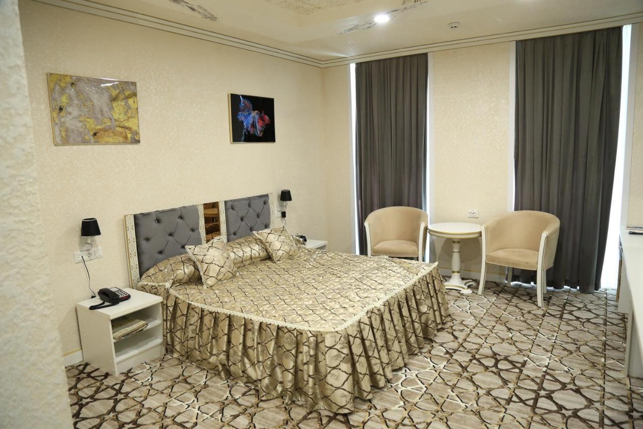 Turon City Plaza Бухара Екстериор снимка